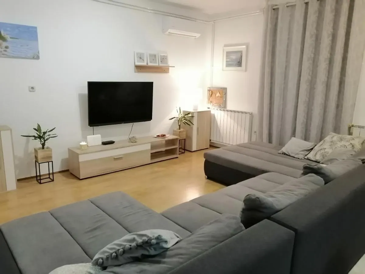 Apartment Karlic 2 Kampor