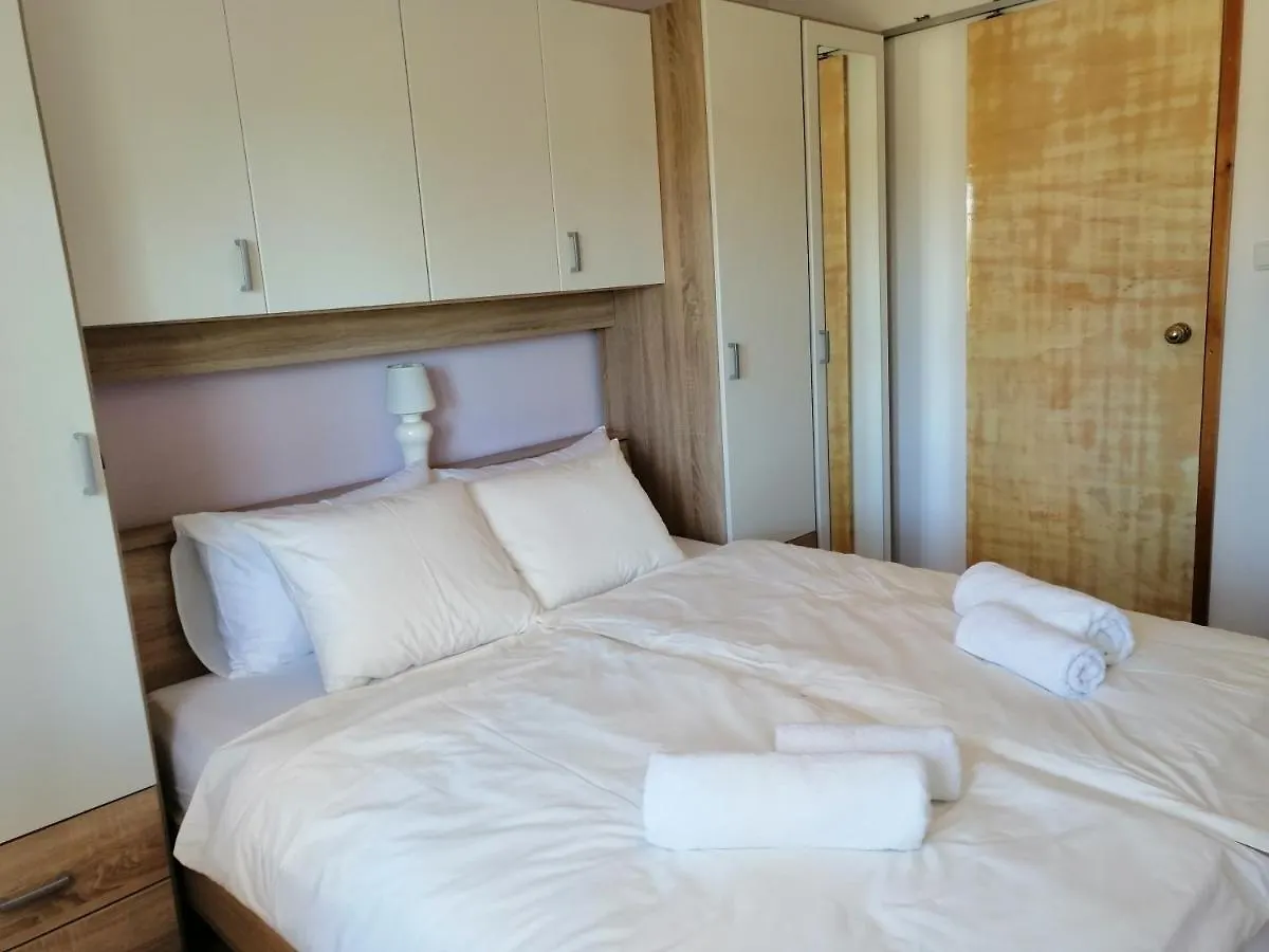 Apartment Karlic 2 Kampor