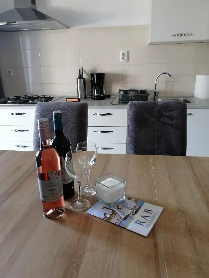 Apartment Karlic 2 Kampor