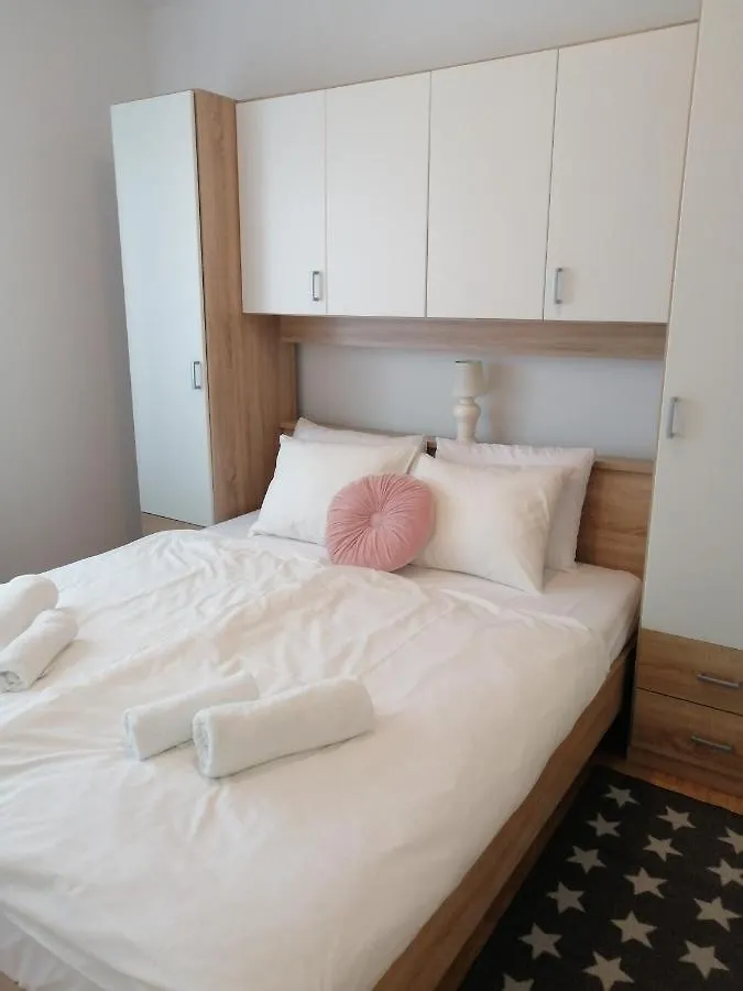 Apartment Karlic 2 Kampor